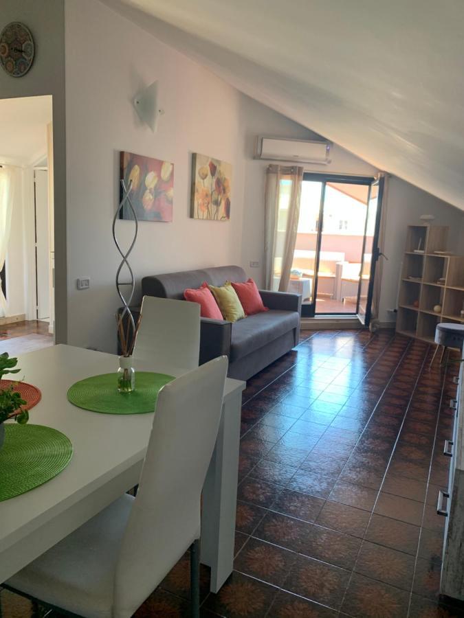Dany'S House Villa โมโนโปลี ภายนอก รูปภาพ