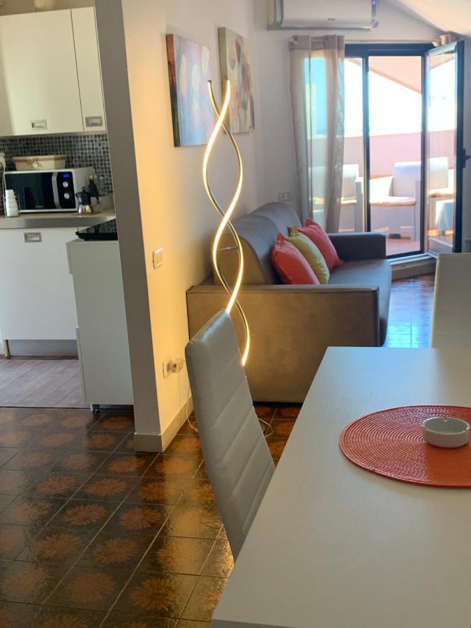 Dany'S House Villa โมโนโปลี ภายนอก รูปภาพ