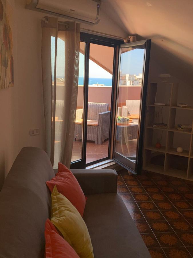 Dany'S House Villa โมโนโปลี ภายนอก รูปภาพ